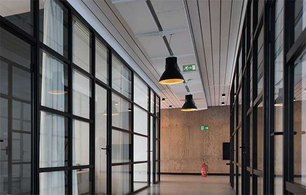 AADIS-couloir-eclairage-securite